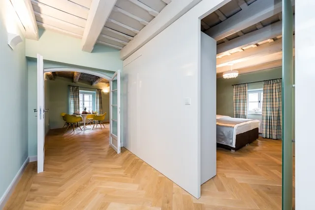 شقة سوبيريور بسريرين كينج مع أريكة، Empirent Apartments Prague Castle 8/10