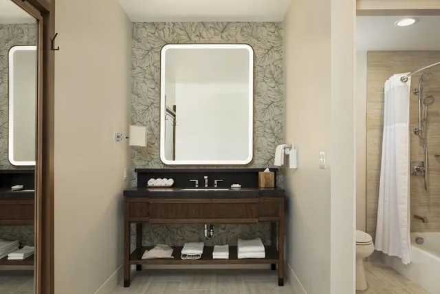 Renovated, Palace, 2 Queen Beds, Ocean View، Hilton Waikoloa Village 7/7