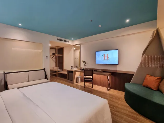 غرفة تنفيذية بسرير كينج، Hemangini Hotel 1/5