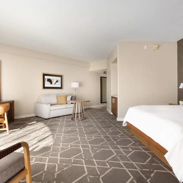 Fairmont, King Bed, Balcony or Patio, Accessible، Fairmont Scottsdale Princess 2/8