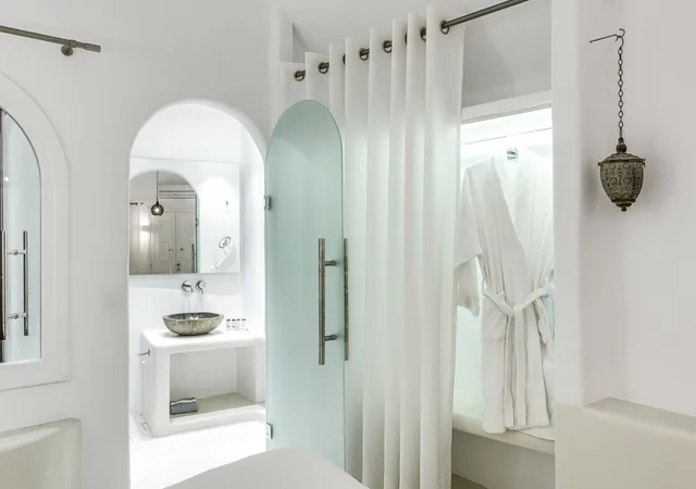 Deluxe, Double Bed, Sea View, Dana Villas and Infinity Suites 3/5