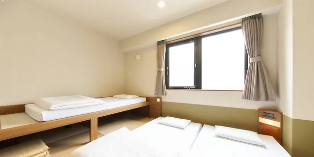 City, Triple, Twin Beds, 2 Futon Beds, Smoking، Hotel Meldia Shijo Kawaramachi 1/10