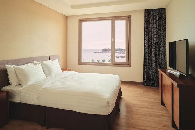 Duplex, Silver, Suite, 2 Double Beds, 2 Futon Beds, Kitchen، SONO BELLE BYEONSAN 2/2