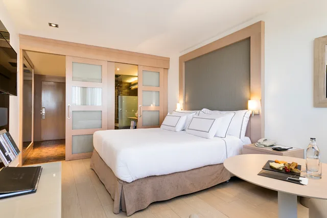 غرفة بسرير مزدوج بإطلالة على المدينة، Melia Madrid Princesa Hotel 6/8