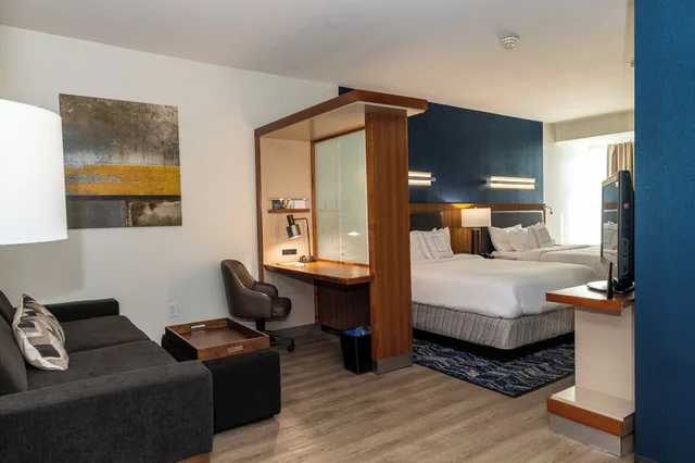 استوديو بسريرين كوين مع أريكة، Springhill Suites Houston Baytown 3/8