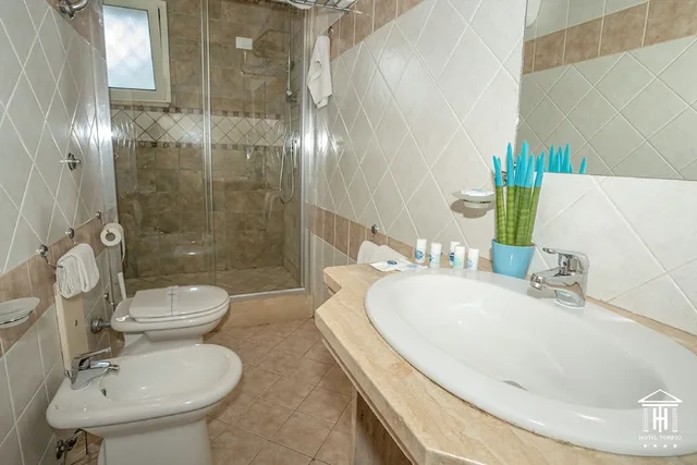 غرفة كلاسيكية ثلاثية بسرير كوين وسرير فردي، Hotel Tempio 4/4