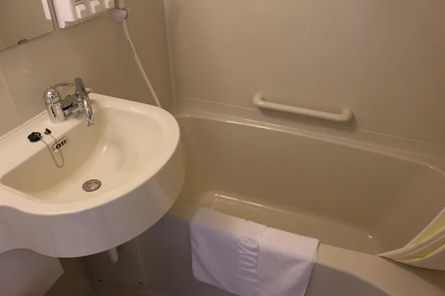 غرفة بسريرين منفصلين للمدخنين، Toyoko Inn Ikebukuro Kita Guchi No 1 6/6