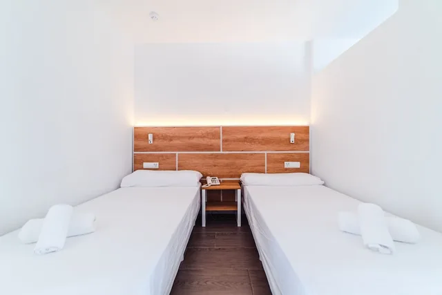 Studio, Twin Beds, Pool Access، Beach Star Ibiza Hotel 2/6