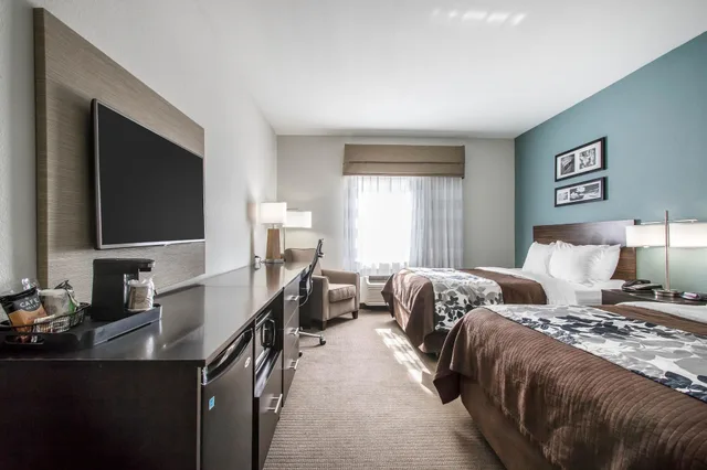 غرفة قياسية بسريرين كوين، Sleep Inn & Suites Meridian - Bonita Lakes 2/6