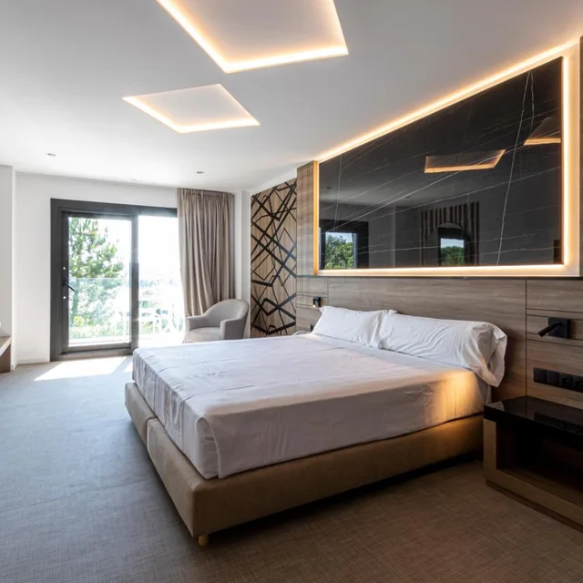 جناح جونيور، HOTEL INFFINIT SANXENXO PLAYA 6/10
