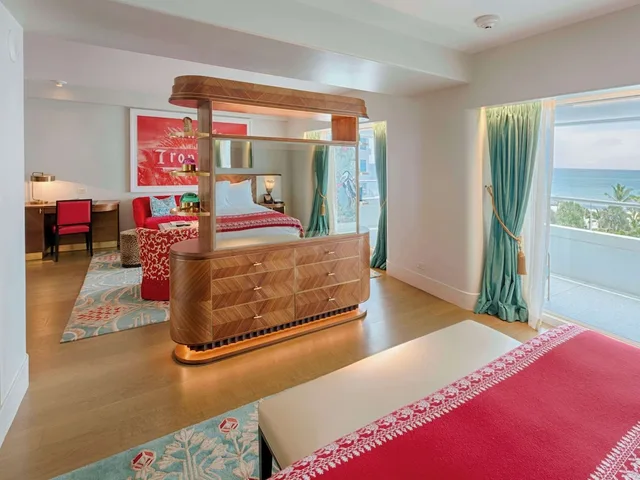 جناح بسرير كينج بإطلالة على البحر بغرفة نوم واحدة، Faena Hotel Miami Beach 3/5