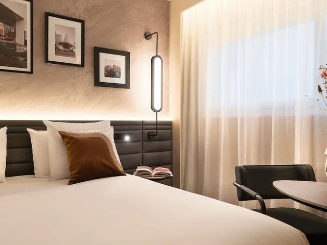 جناح متصل عائلي سوبيريور بسرير كينج وسريرين كوين، Novotel Paris La Defense Nanterre 9/10