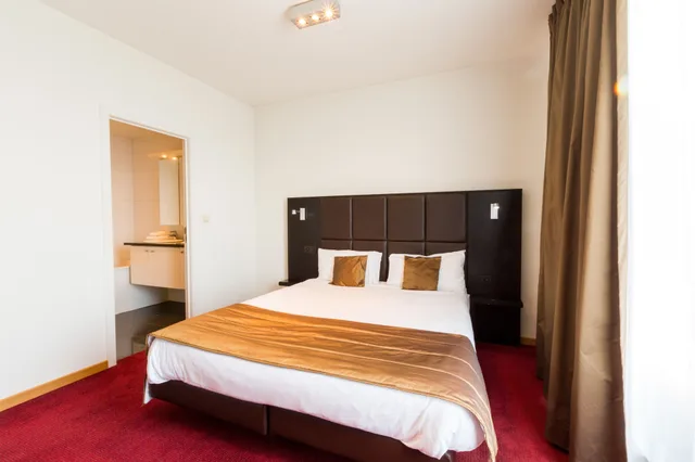 Deluxe, King Bed, Diamant Suites Brussels EU 1/9