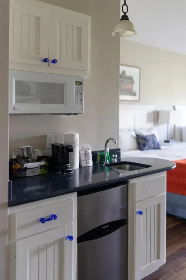 Village, Harbor, Suite, Sebasco Harbor Resort 5/5