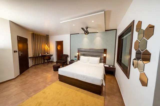 Pool, Suite، Holiday Village 1/1