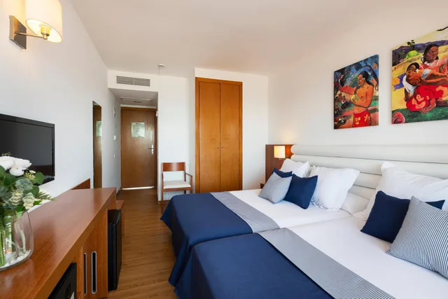 Superior, 2 Double Beds, Pool and Sea View، Hotel Tahiti Playa 1/5