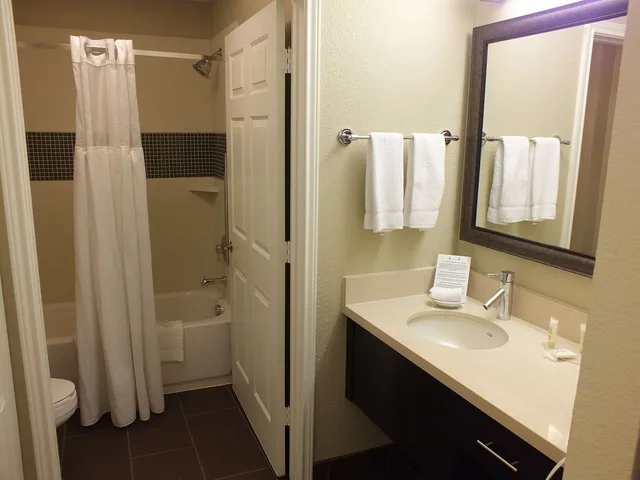 جناح استوديو بسرير كوين بمطبخ، Staybridge Suites Dallas - Las Colinas 3/3