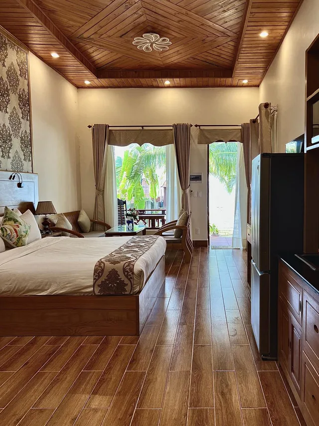 Junior Suite, Deluxe, King Bed, Beach View, Gold Coast Phu Quoc Resort 1/3