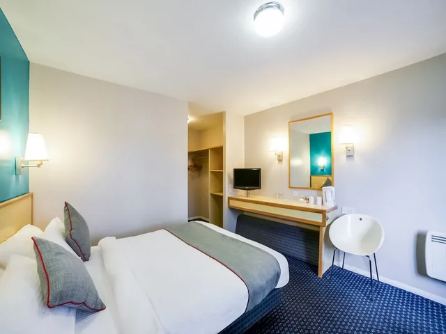 غرفة ديلوكس بسريرين منفصلين، OYO Sunrise Hotel, A46 N Leicester 1/1