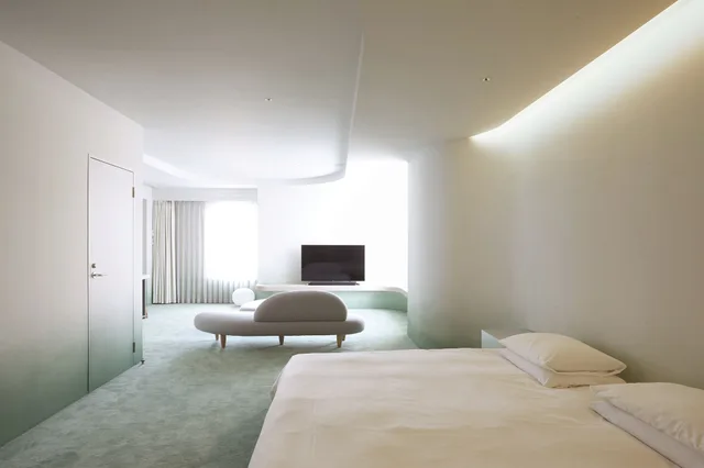 Designer, Suite, King Bed، The Screen 1/1