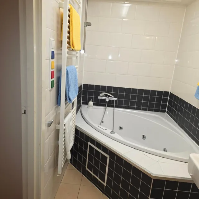 غرفة بسرير مزدوج بجاكوزي، Hotel Hoogland 6/7