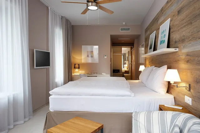 Superior, Queen Bed, Golf Course View, Balcony، Cihelny Golf & Wellness Resort 2/10