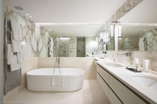 جناح سيغنتشر، Cap Estel 3/3