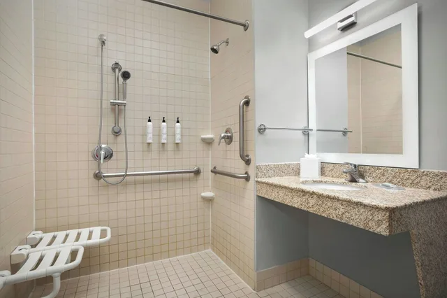 جناح بغرفتي نوم لذوي الإعاقة، Towneplace Suites el Centro 2/3