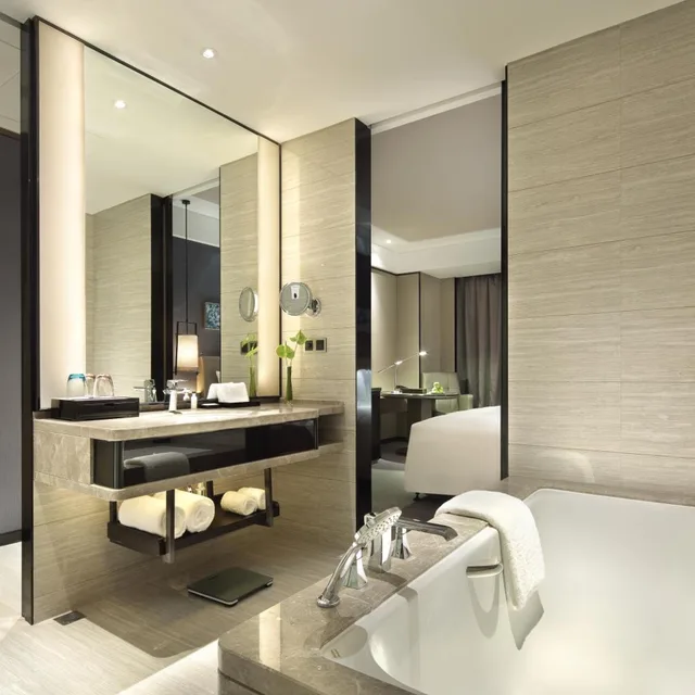 Deluxe, Double Bed, Wanda Realm Bozhou 5/5