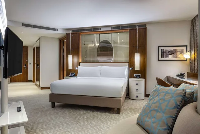 Junior Suite, King Bed, Panoramic View, Hilton Batumi 1/2