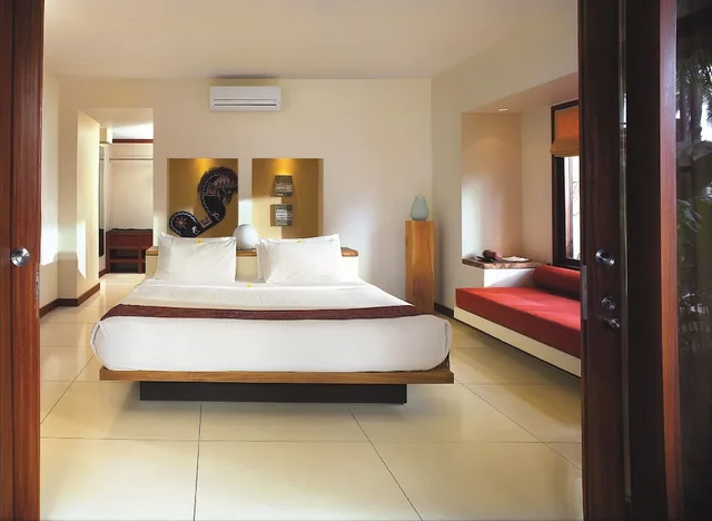 غرفة بسرير كينج بإطلالة على الحديقة، Qunci Villas Resort 4/5