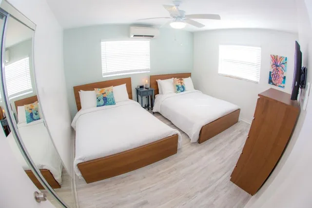 جناح رباعي، The Villas at St Pete Beach 1/1