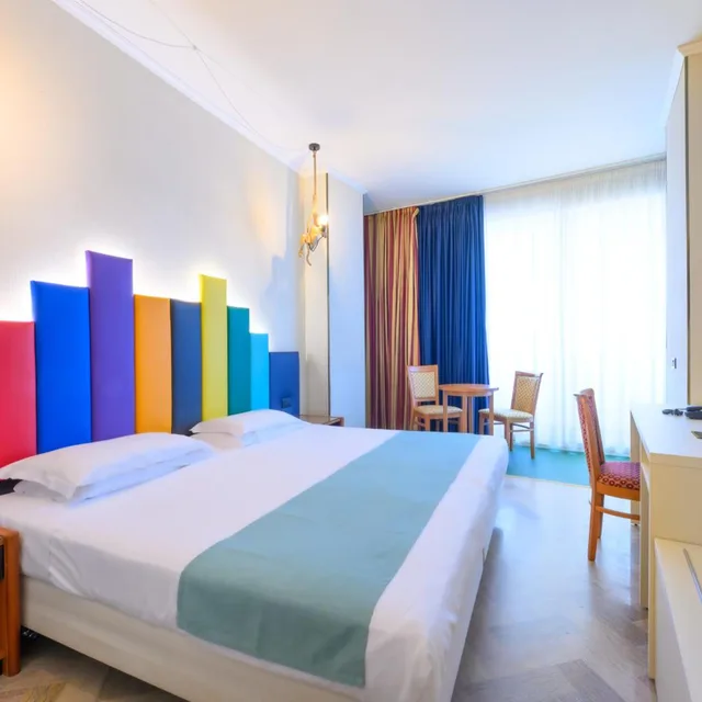 غرفة كلاسيكية بسرير مزدوج أو سريرين منفصلين، Admiral Art Hotel 2/4