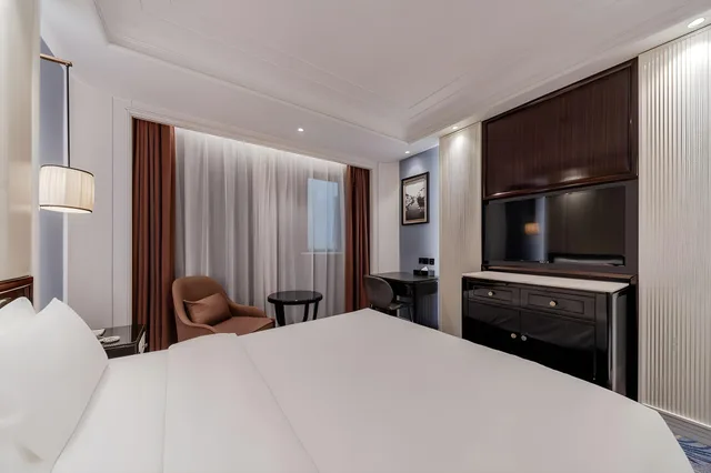 Superior, Queen Bed, Jinjiang metroplo NanJing Confucius Temple Center 1/1