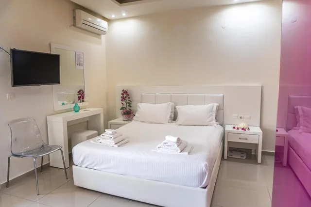 جناح بغرفتي نوم، Hotel Macedon 7/10