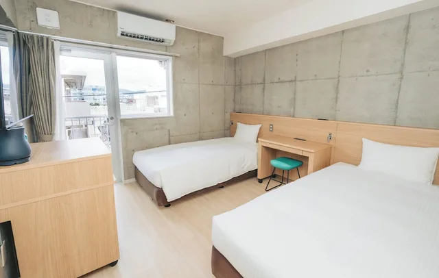 غرفة قياسية بسريرين منفصلين بغرفتي نوم، The Breakfast Hotel Marche Ishigakijima 3/7