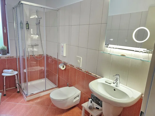 شقة عائلية بسرير كوين وسريرين منفصلين، Hullam Villa 6/6