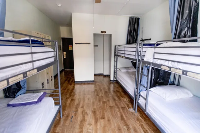 سكن مشترك مختلط بستة أسرّة بحمام مشترك، Samesun Hollywood (formerly Walk of Fame Hostel) 2/4