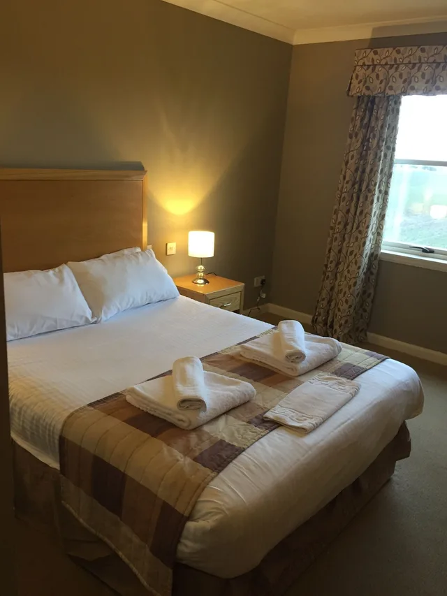 غرفة بسرير مزدوج، Purdy Lodge 2/4
