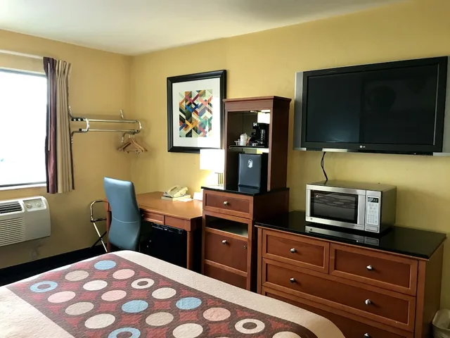 غرفة قياسية بسرير كوين، Super 8 By Wyndham Union Gap Yakima Area 2/3