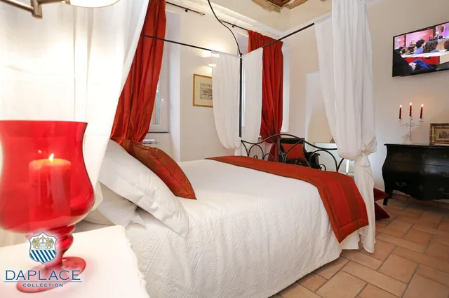 غرفة سوبيريور بسرير مزدوج، Madonna de Monti Suites 9/10