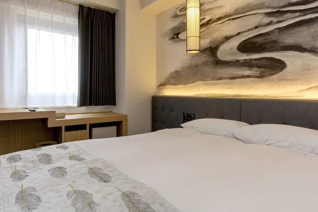 Room, Queen Bed, Main Building, Hotel Global View Kushiro 2/6