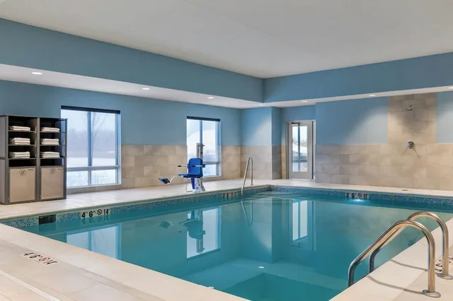 Holiday Inn Express & Suites Westfield Indianapolis by IHG، ويستفيلد 27/50