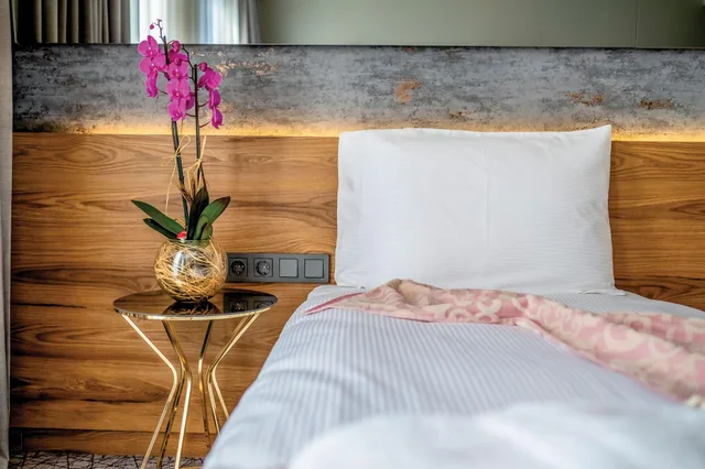 غرفة قياسية مفردة بسرير كوين، Graziella Gold Hotel 1/1