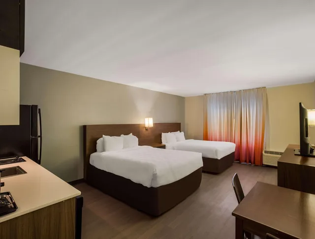 غرفة بسريرين كوين، MainStay Suites Savannah Midtown 2/2
