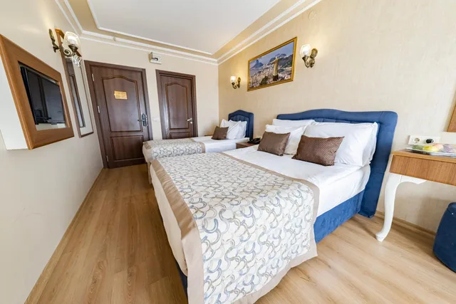 غرفة ثلاثية بإطلالة على المدينة، Grand Hamit Hotel 2/10