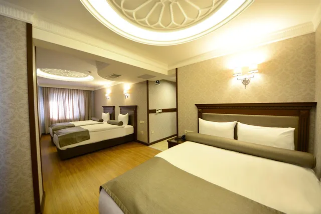 Room, Triple, Grand Bazaar Hotel 3/10