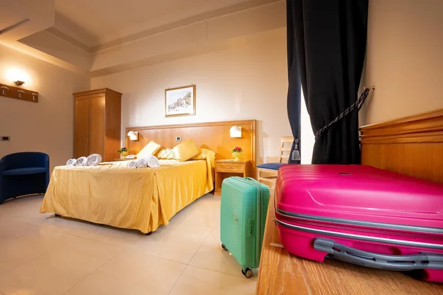 غرفة ثلاثية، Hotel Sabbie d Oro 7/10