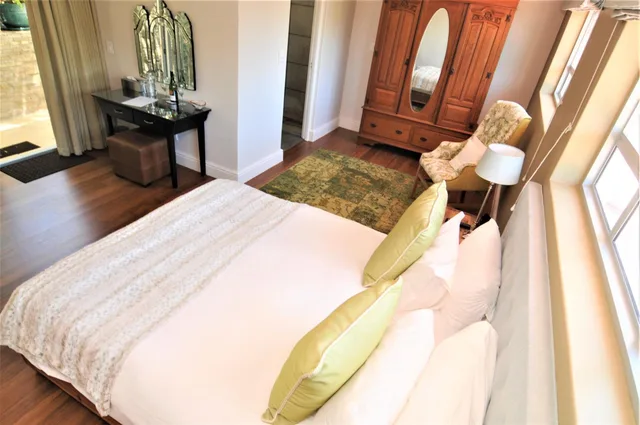 كوخ بسرير كوين، Abbey Manor Luxury Guesthouse 1/1