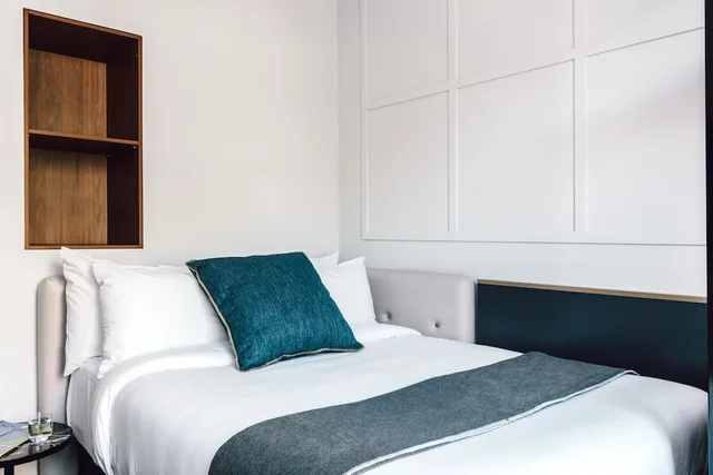 Micro Room, Double Bed، Veriu Central 3/4